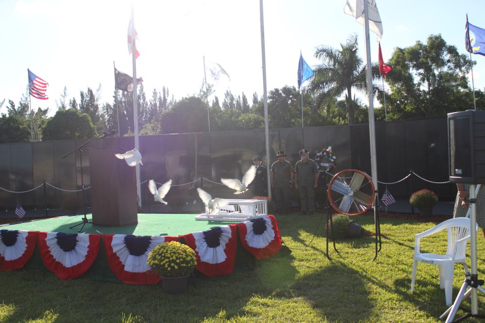 Traveling Vietnam Wall